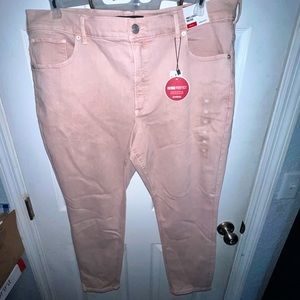 NWT Hi-Rise Jeggings
